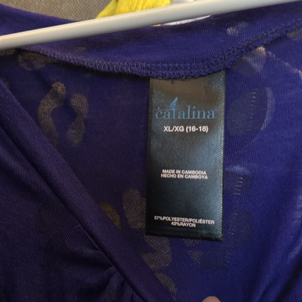 No Boundries pullover - Picture 6 of 7